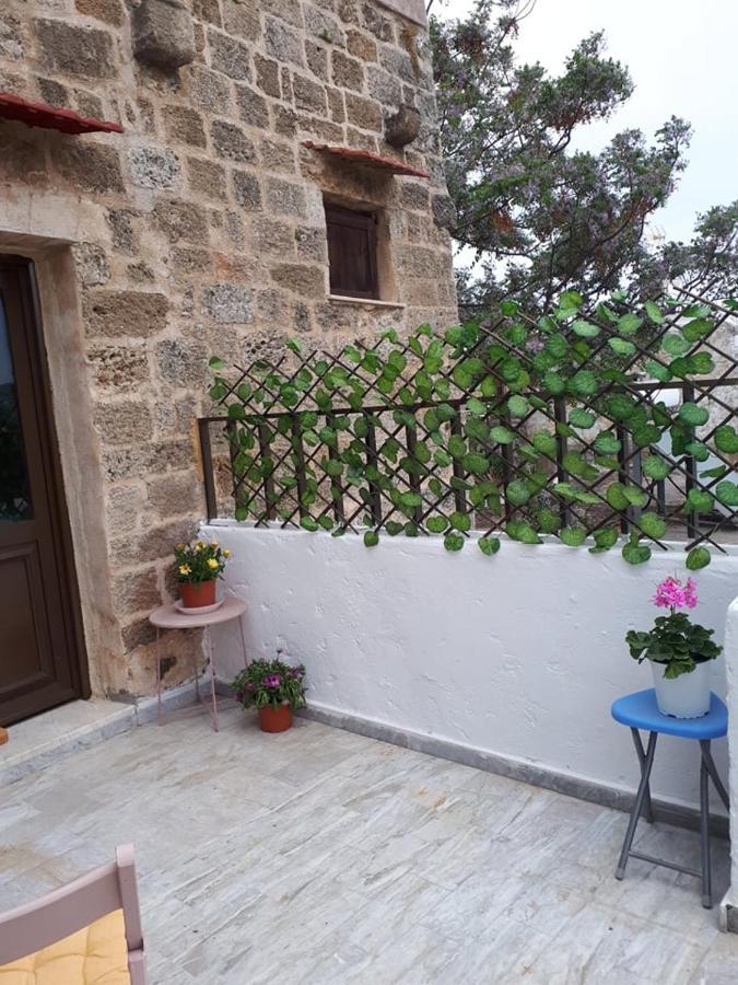 Traditional Stone House Rhodes City ภายนอก รูปภาพ